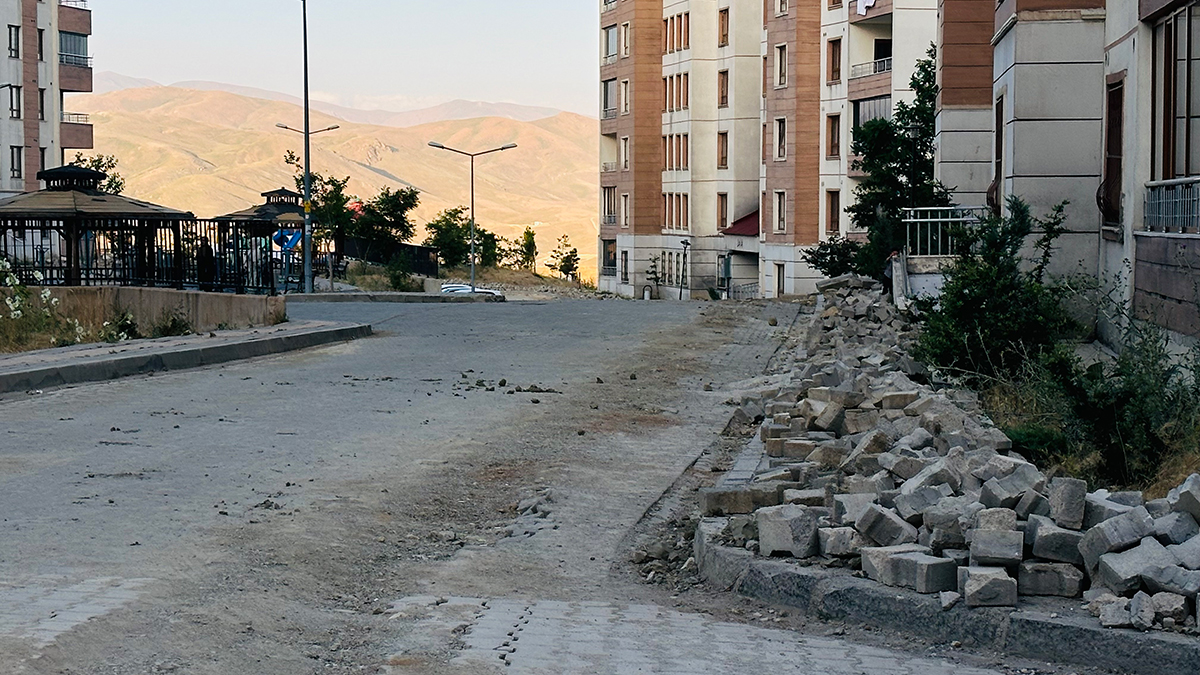 Bozukkaldırım2