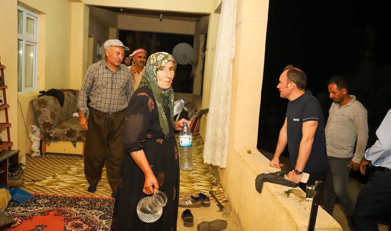 35747E02 286C 4006 943B 4Fd27B90D50D