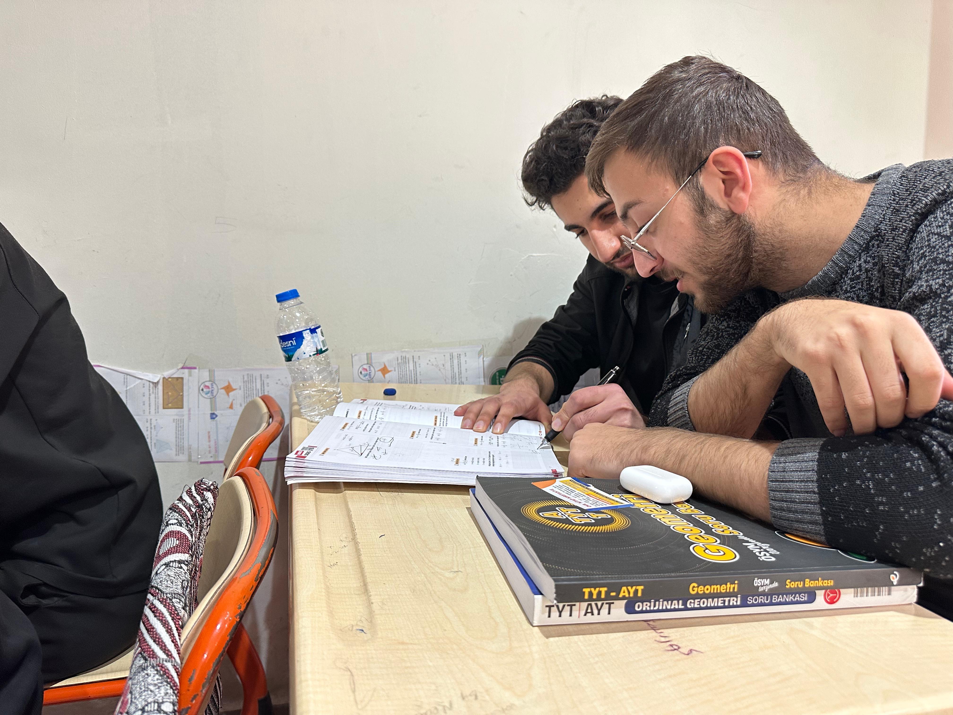 B3476Ff6 5300 4Cd0 8962 4B000F376Ca3