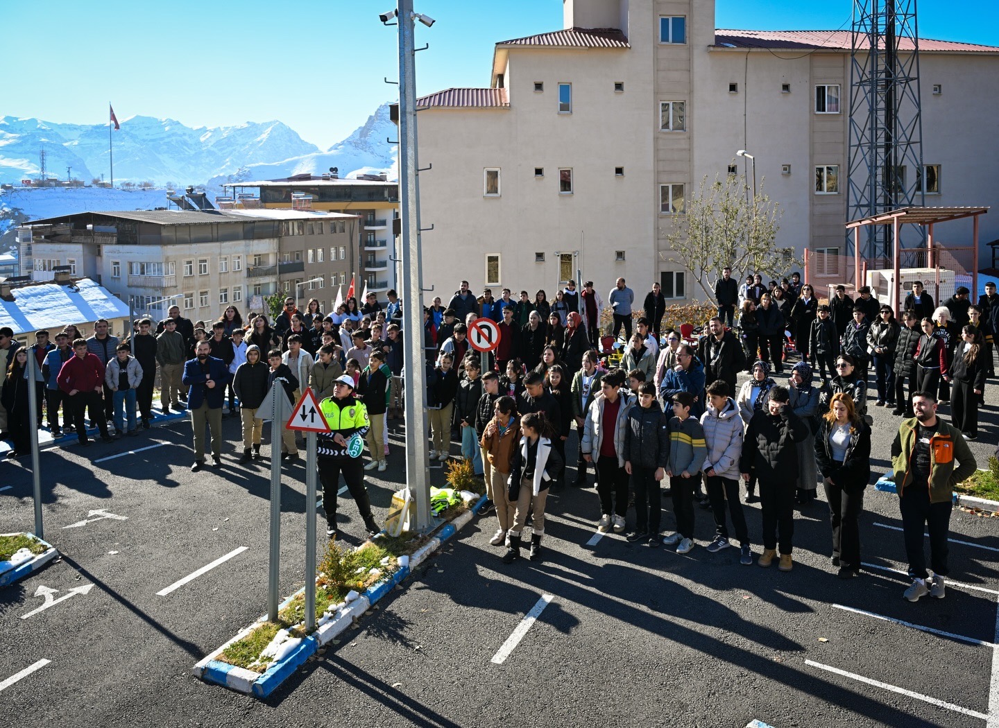 C8D9D395 92E4 4F71 B7E9 2903Bd40162B