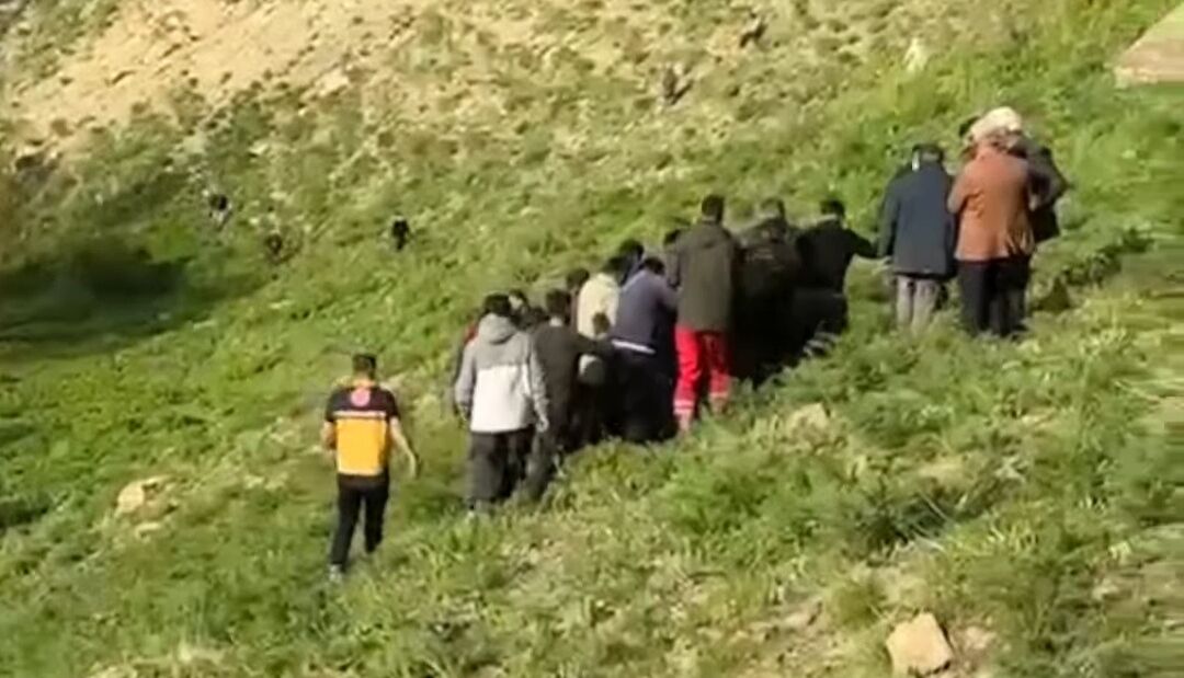 Pancar Toplarken Kayalıklardan Düşen Kadın Hayatını Kaybetti