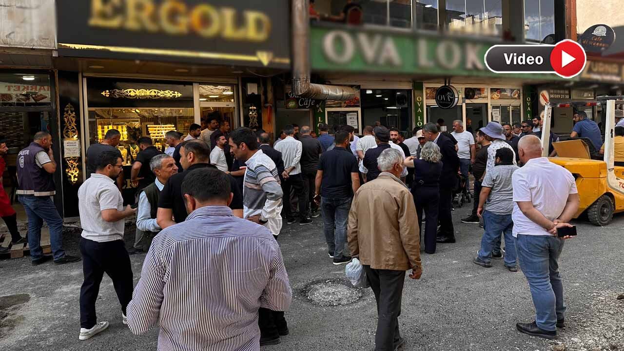Yüksekova’da Belediye Karar Verdi : Esnaf Engelledi