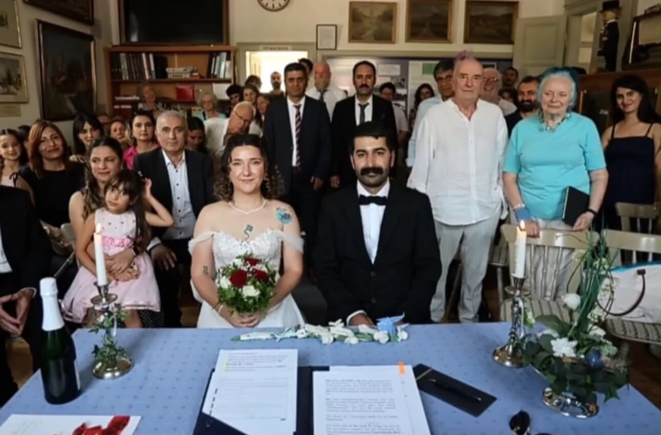 Yüksekovalı gazeteci Nedim Türfent “sürgünde” dünya evine girdi