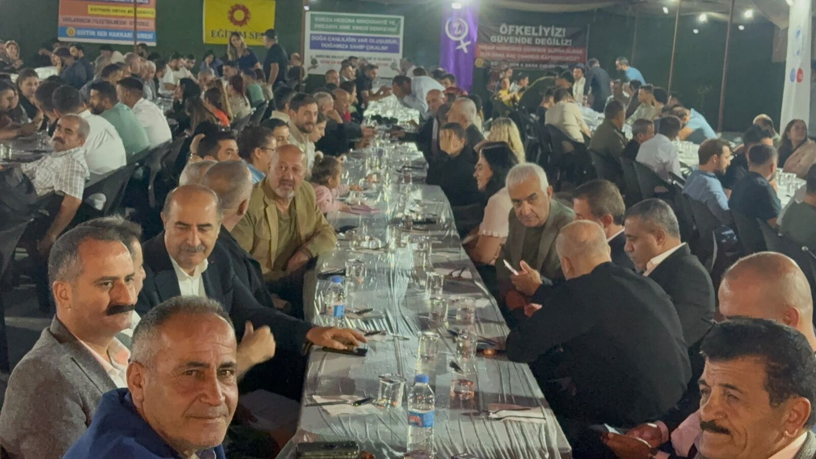 KESK Hakkâri’de dayanışma yemeğinde buluştu